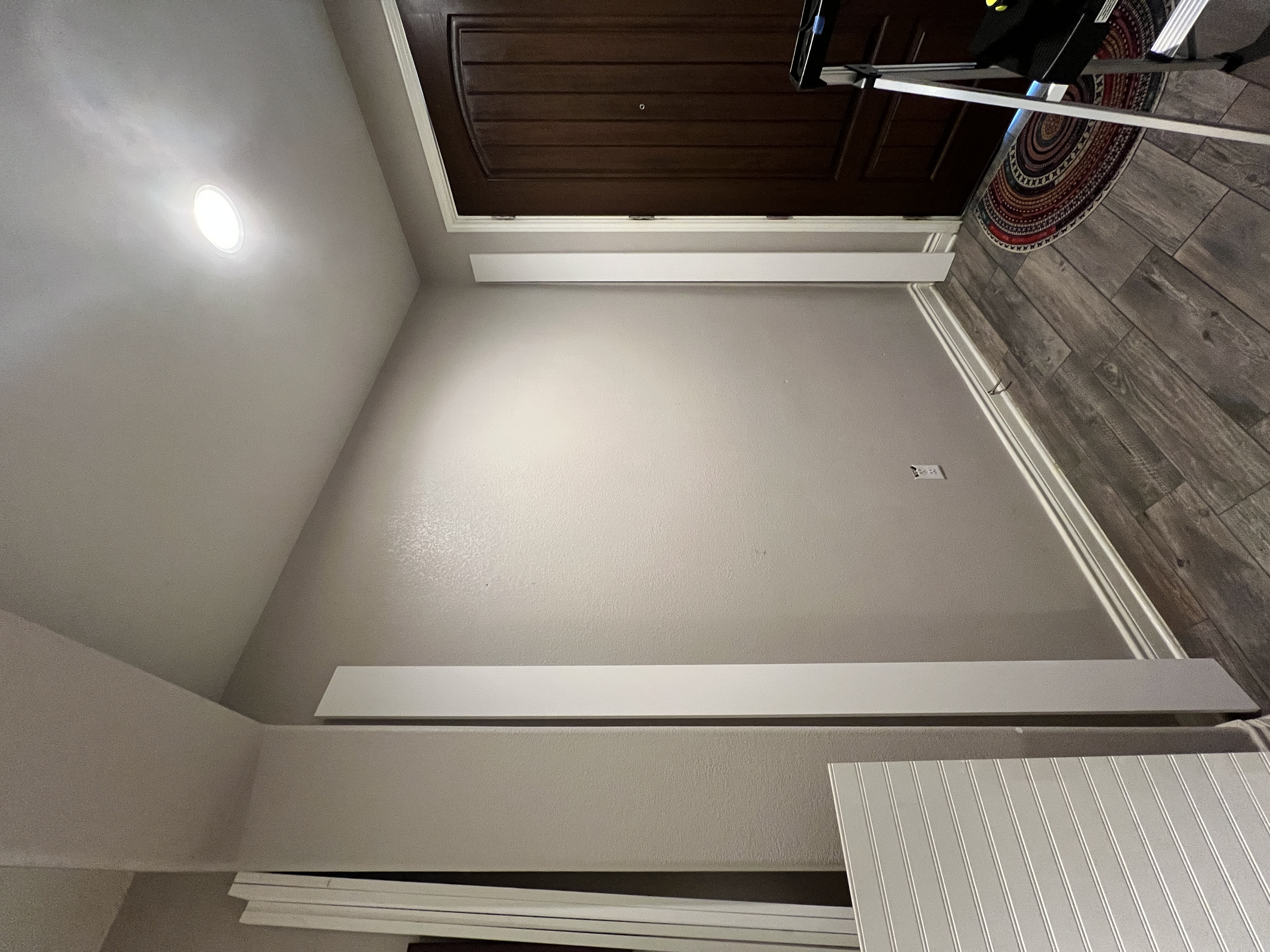 Hallway Mudroom - Before